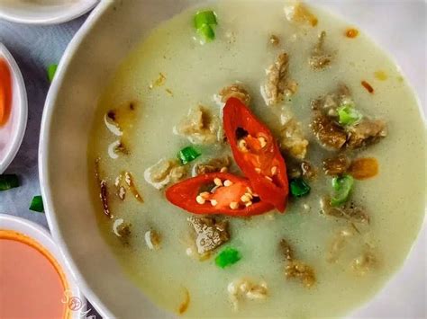  Soto Betawi: Cùng Khám Phá Bát Súp Tráng Lê Mạnh Mẽ Và Dịu Ngọt Nồng Nàn!